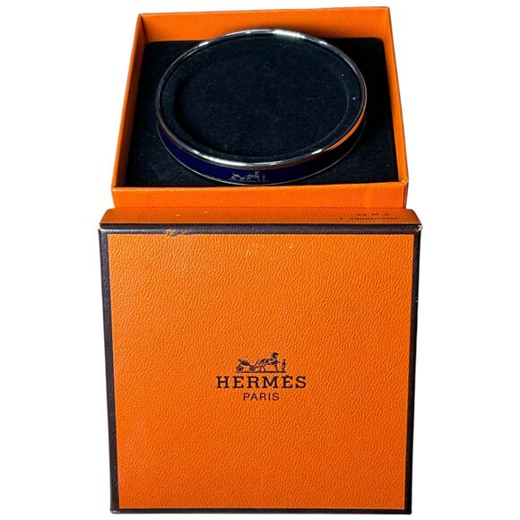 106. Hermes Caleche Blue Bangle - Picture 6 of 16